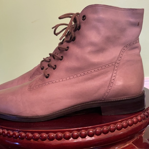 Nine West smoke Grey booties like new - Picture 5 of 8